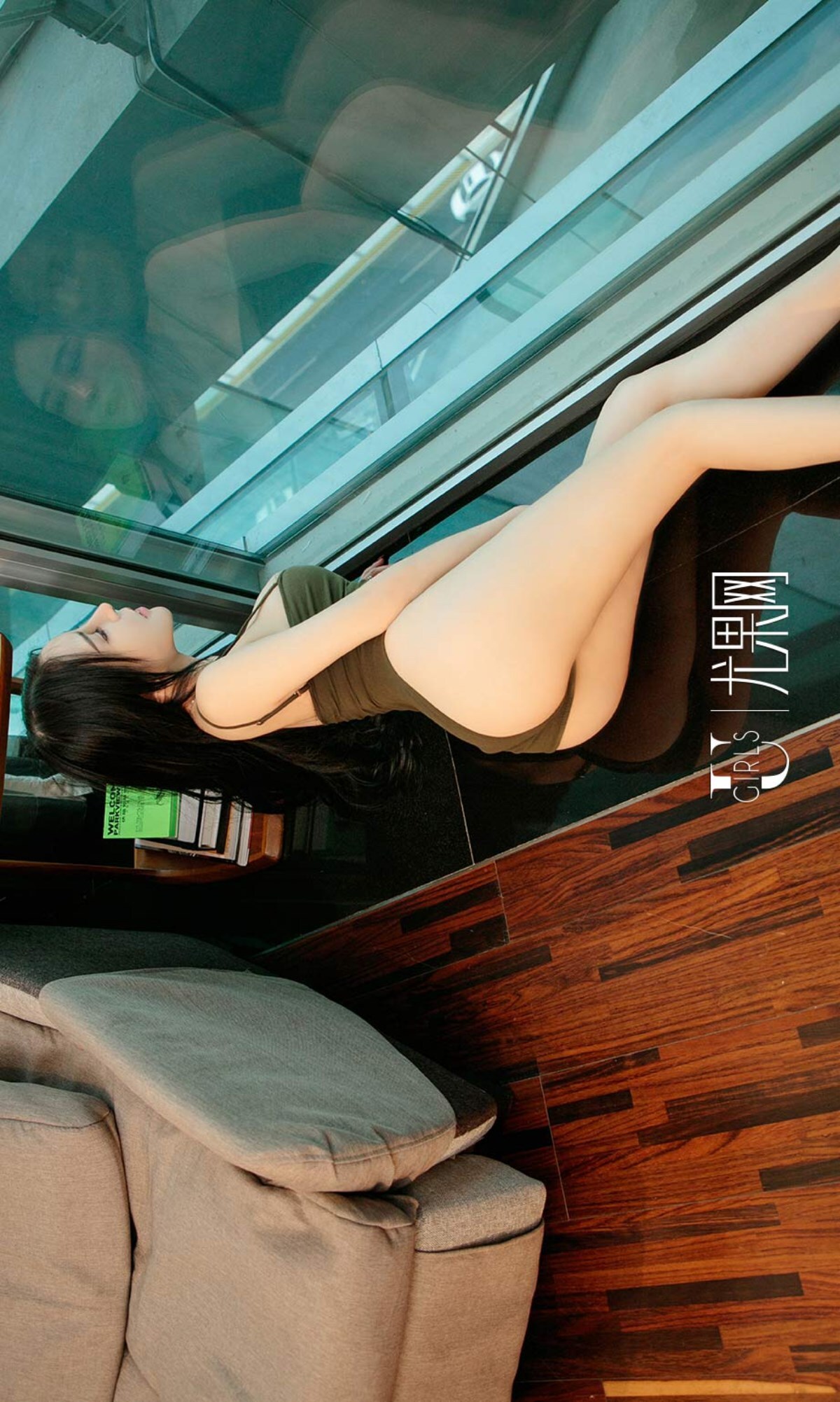 [Ugirls爱尤物]2017刊APP [AYW]No.948 张馨梓